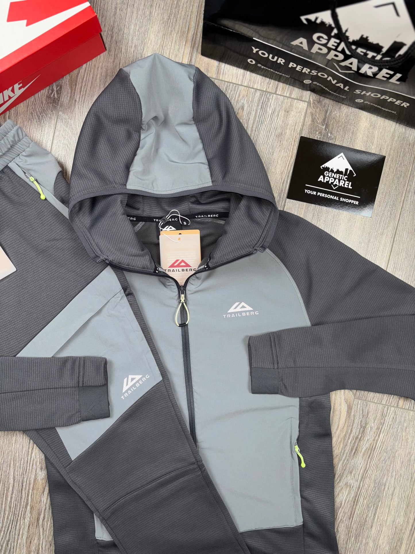 Trailberg Fleece Tracksuit - ‘Grey / Black ‘