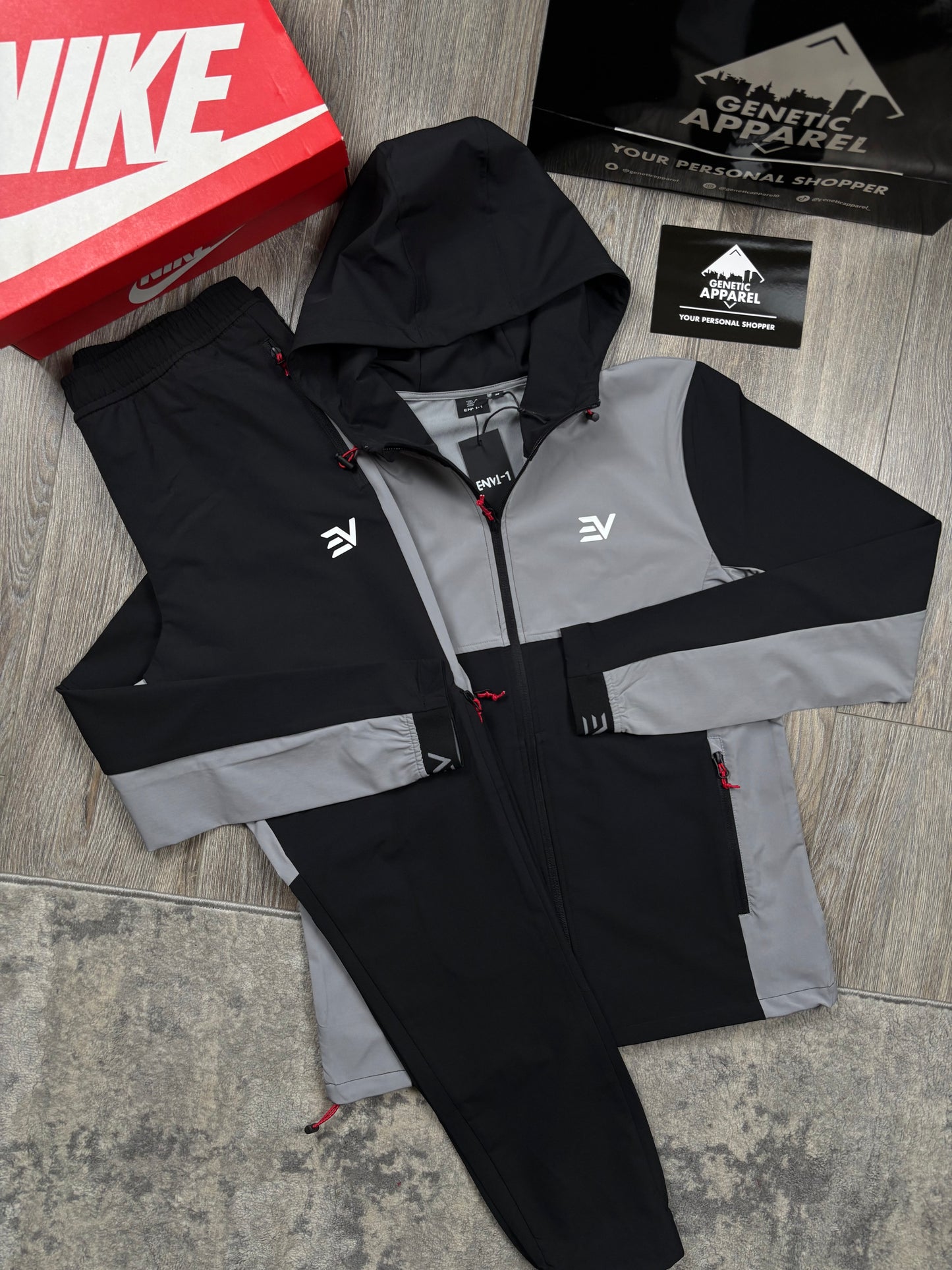 Envi-1 Dynamic Tracksuit - ‘Black/Grey/Red’