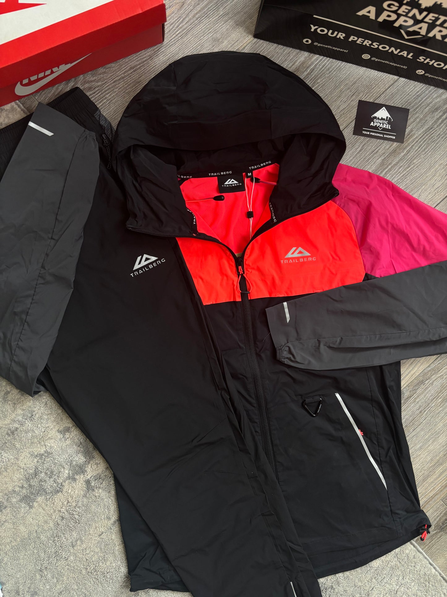Trailberg Surge Tracksuit - ‘ Red / Black ‘