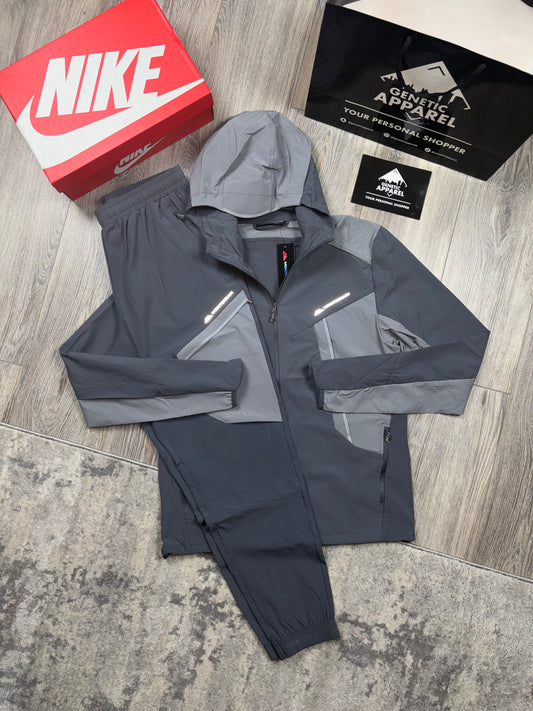 Monterrain Dynamic Tracksuit - ‘Slate Grey’