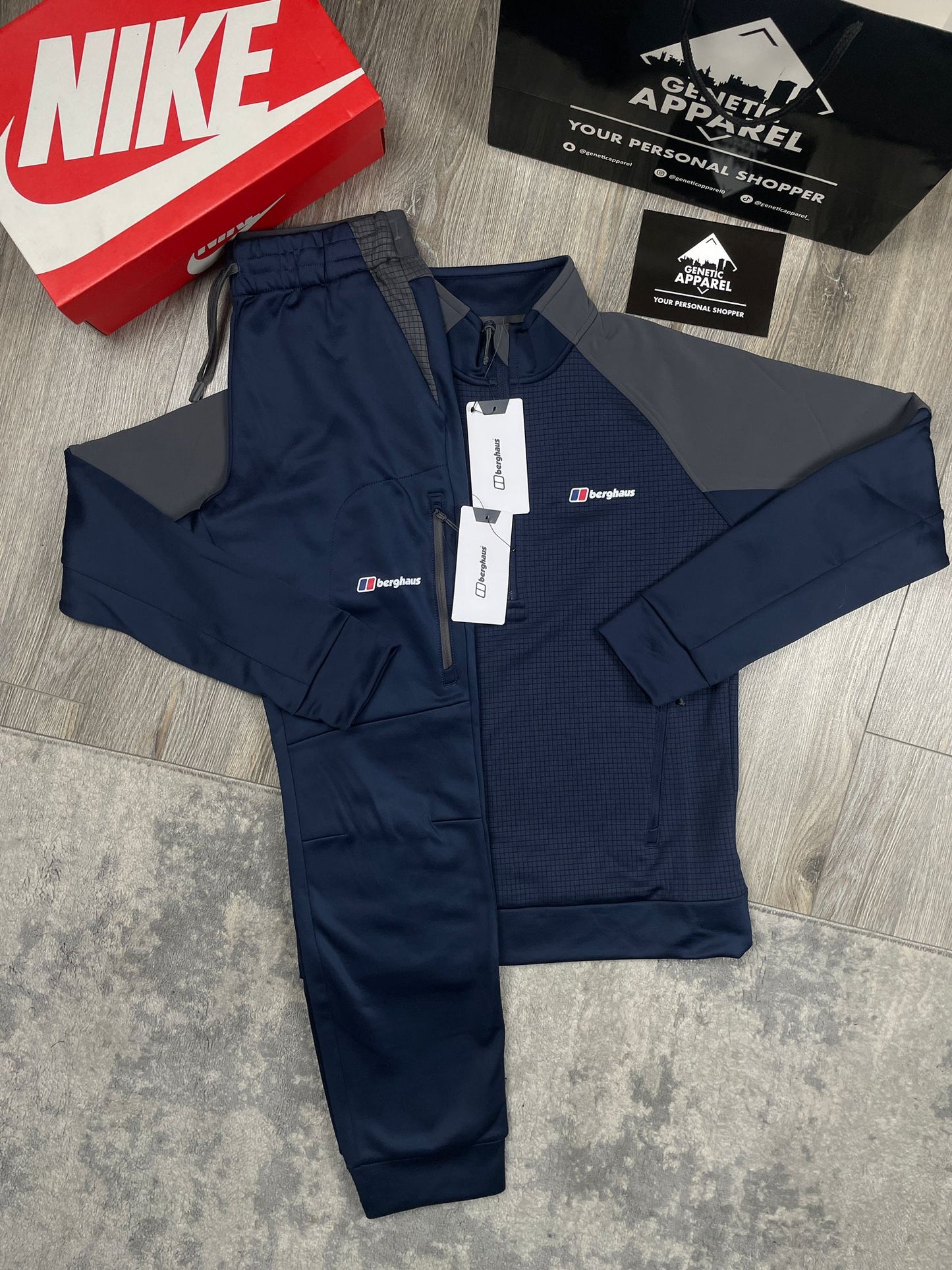 Berghaus 1/4 Zip Tracksuit - ‘Navy’