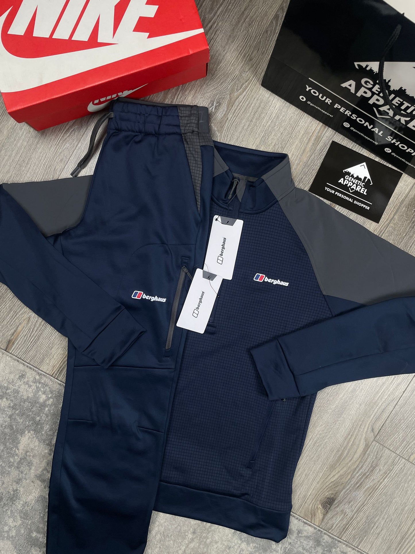 Berghaus 1/4 Zip Tracksuit - ‘Navy’